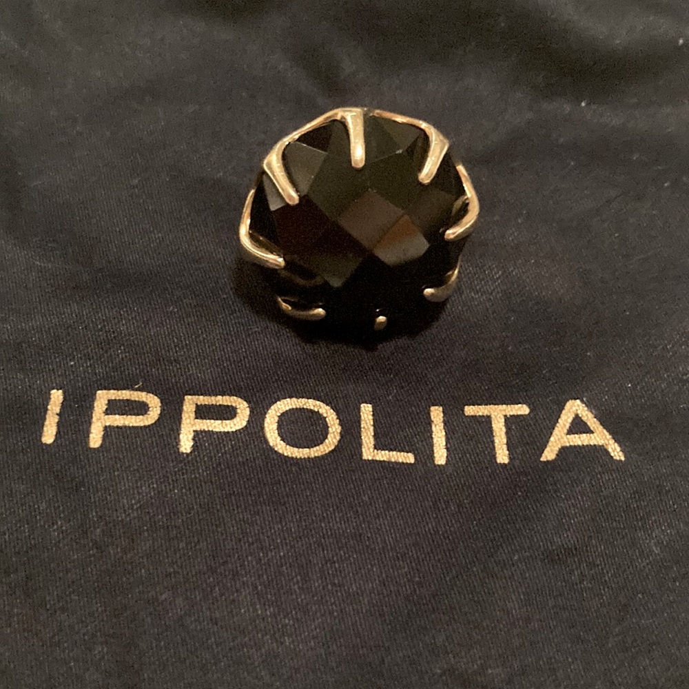 Ippolita size 8, 18k yellow gold black onyx ring